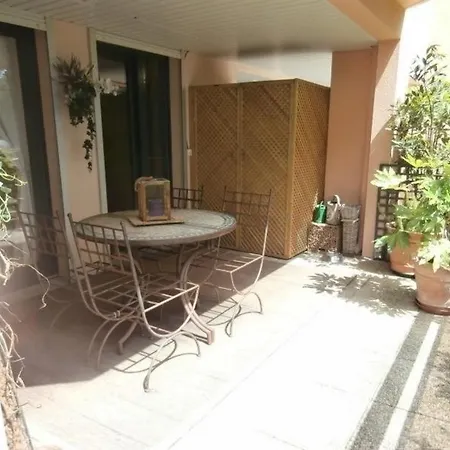 Del Carril : Vacances Standing Au Calme Avec Terrasse Apartamento